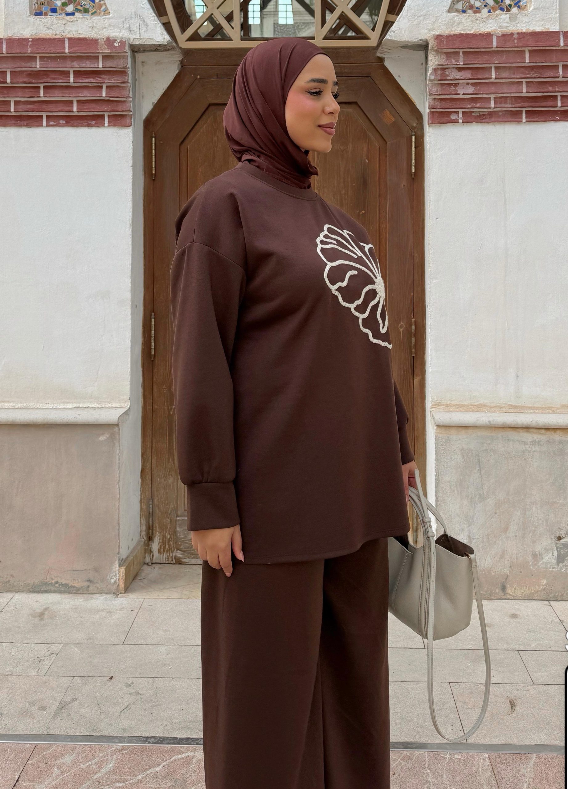 Conjunto Flor Marron